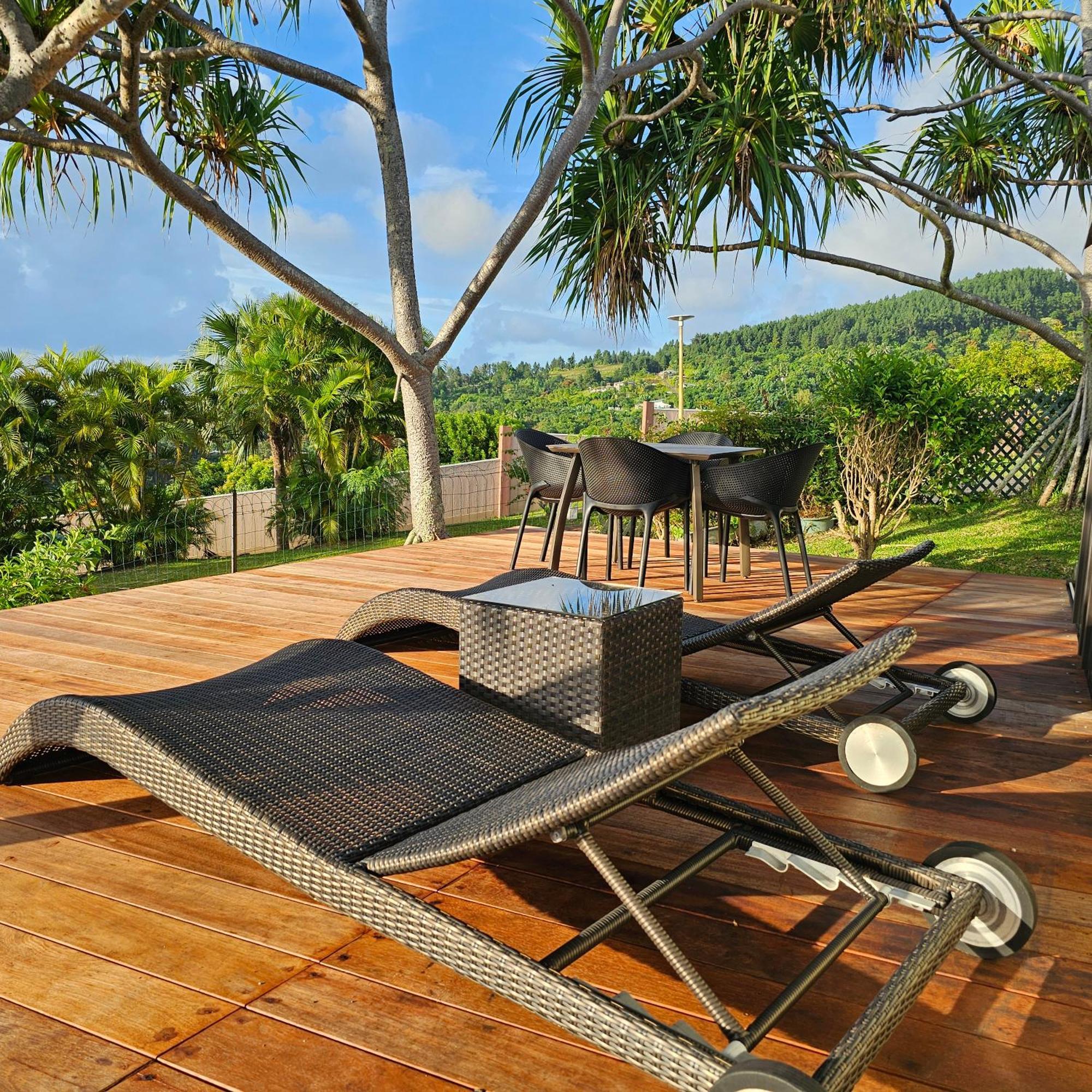 Jolie Maison Vue Ocean Et Moorea Punaauia  Exteriör bild